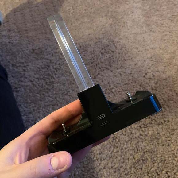 Black Orzly Charging Dock for Nintendo Switch - Picture 4 of 4